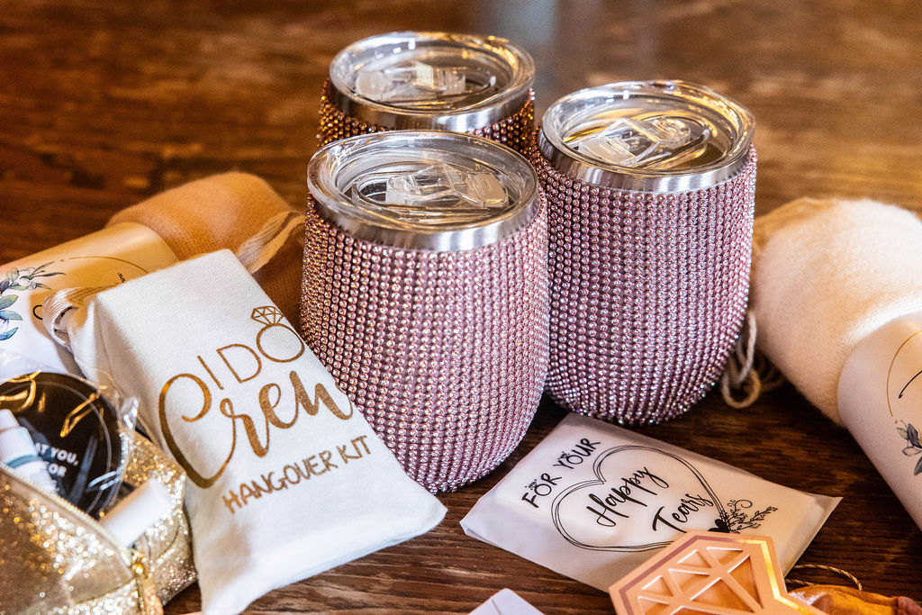 Eagle Mountain House Wedding Favors